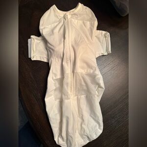 Happiest Baby Swaddle Zip Up Snoo Baby Bassinet size 2-4 months